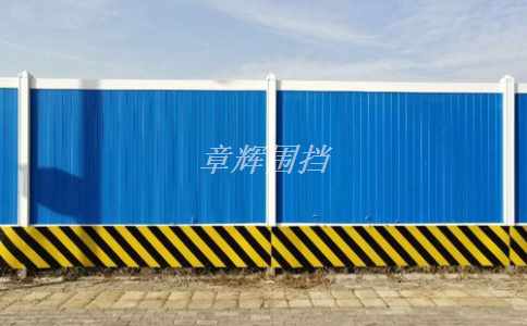 低溫氣候下如何進行pvc圍擋的施工？（介紹低溫氣候下pvc圍擋施工的溫度和保護要求）